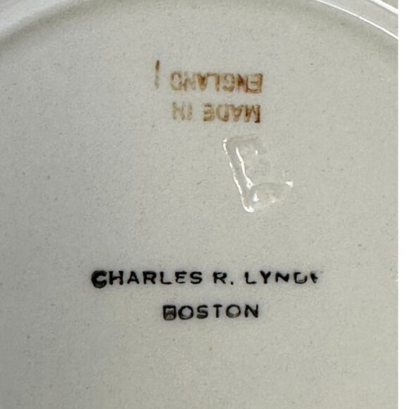 Charles R Lynde Boston Antique Gold Band 9" Luncheon/Dinner Plates-Set of 4 - Picture 6 of 6